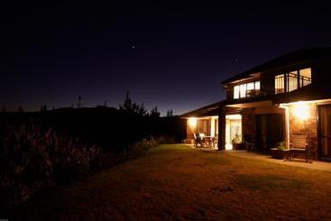 Bed and Breakfast Ohuka Place Homestay