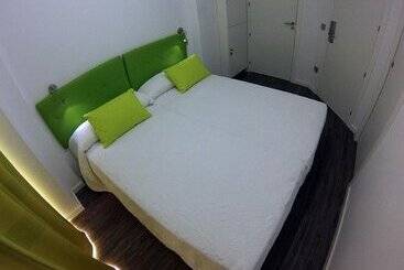 Chameleon Youth Hostel Alicante