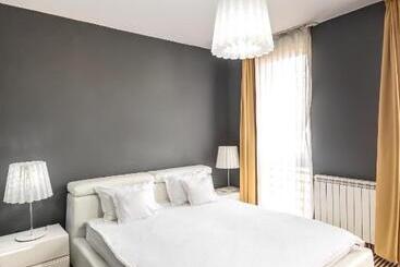 ホテル Alex&george Boutique