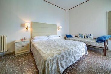 Szálloda Carlton Beach