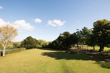 Сельский отель Burythorpe House