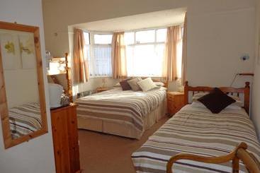 هتل Selwood Lodge