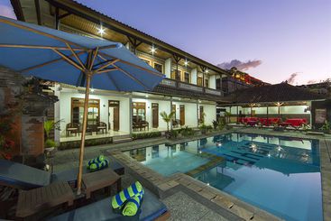 فندق Surya Tropical Kuta