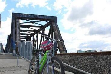 モーテル Harbour City Motor Inn & Conference