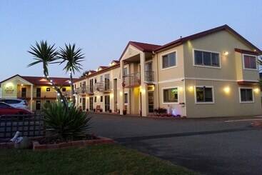 Мотель New Castle Motor Lodge