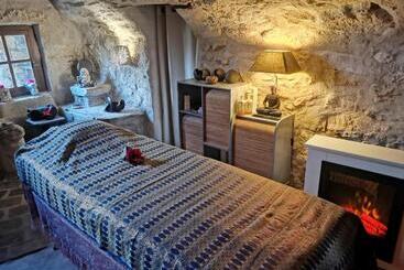 مبيت وإفطار La Chaumière Des Elfes, énigmes Et Magie