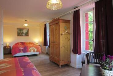 ベッドアンドブレックファースト Le Pont Du Roy