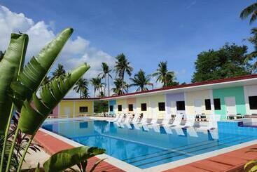 Casa Delrio Resort Camotes