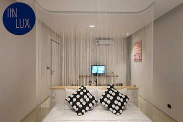 호텔 Innluxphuket
