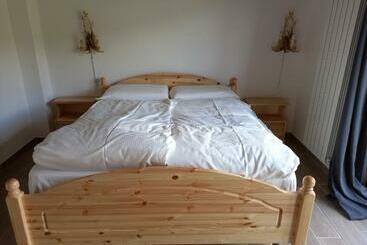 膳宿费 Strada Facendo