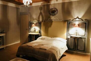 ベッドアンドブレックファースト Cascina La Castagnara