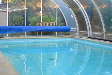 ベッドアンドブレックファースト Clos Caritan