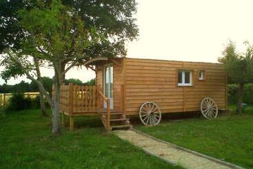 צימר Les Cabanes De Gros Bois