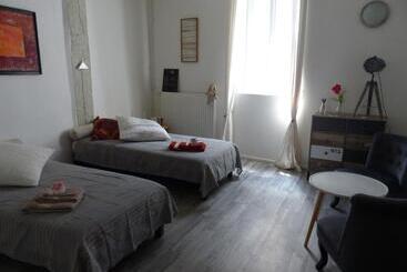 צימר Plume Et Pinceau