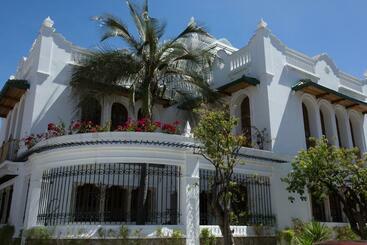 Boutique Hotel Cultura Manor