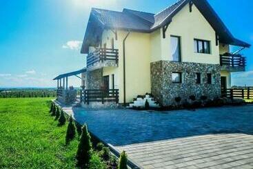 بنسيون Dor De Casa