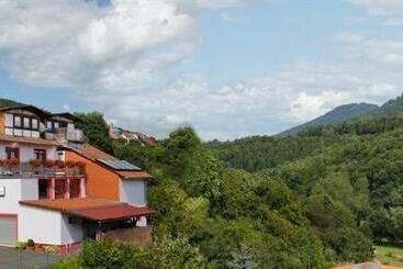 Пансион Gasthaus Trifelsblick
