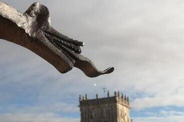 ユースホステル Palacio De Guzmán