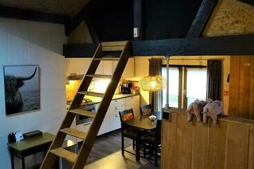 住宿加早餐  De Oude Stoffeerderij