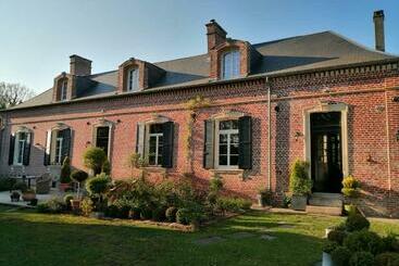 住宿加早餐  Laclos Des Champs