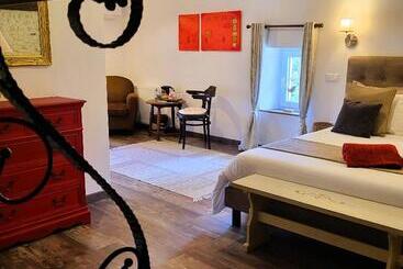 ベッドアンドブレックファースト Le Chemin