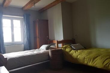 مبيت وإفطار Le Jardin Des Gouttes