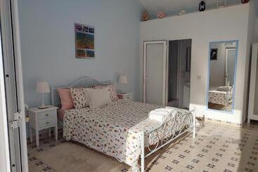 مبيت وإفطار Quinta Camargue