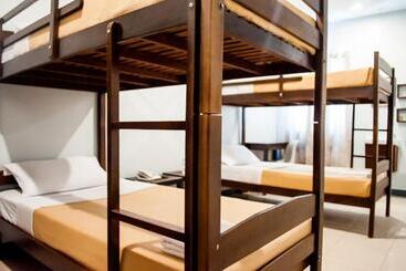 צימר Seasons Hotel Sablayan