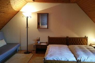 Пансион Derű Vendégház és Lovasudvar