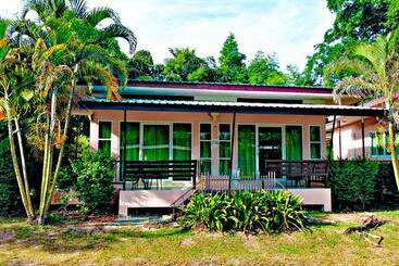 Курорт ภูร์ชรินท์ รีสอร์ท