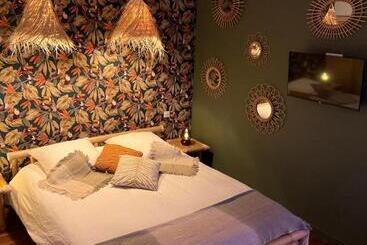 住宿加早餐  La Belle Marcelle   Chambre D Hôtes Avec Jacuzzi