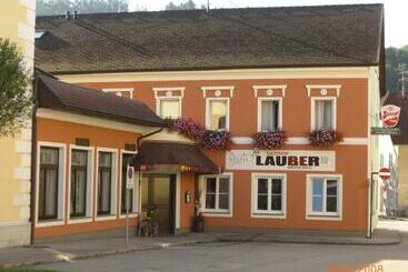 ホテル Gasthof Lauber
