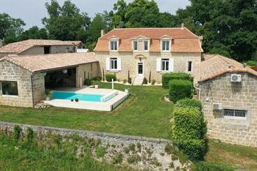 بنسيون Domaine De Daspe