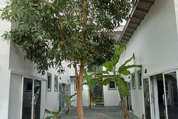 膳宿费 Little Escape Guesthouse Nesat