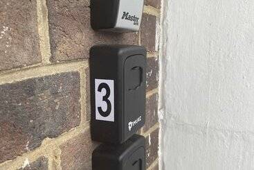 膳宿费 Spacious Rooms In Foresthill