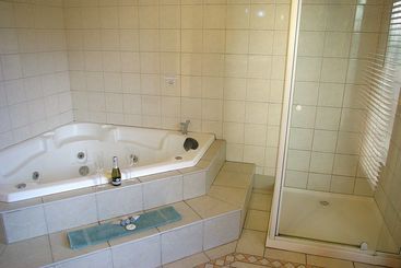 هتل Anglesea Family Caravan Park