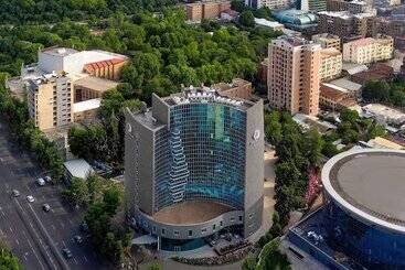 Doubletree By Hilton Hotel Yerevan City Centre