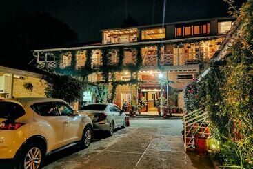 Lockwood Hotel Murree
