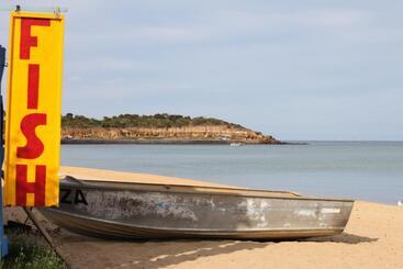 Mornington Bed And Breakfast