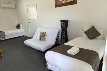 Mornington Motel