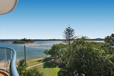 Reflections Holiday Apartments