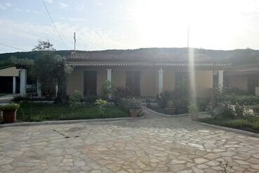 游客公寓 Villa Panorea