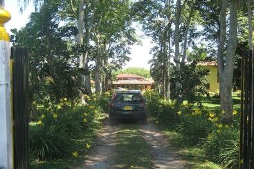 هتل Finca La Marsellesa