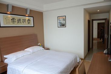 Ane Hotel - E Mei Branch