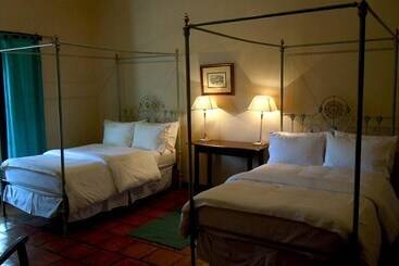 هتل Hacienda De Molinos