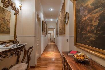 בית מלון כפרי I Tre Moschettieri   D Artagnan