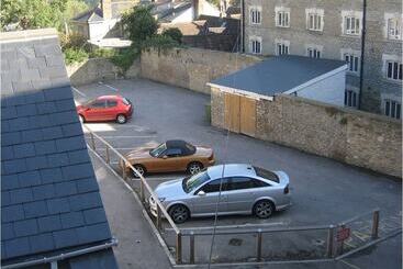 בית מלון כפרי The Corner House