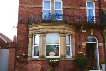 Overdale Room Only And Free Parking - Whitby