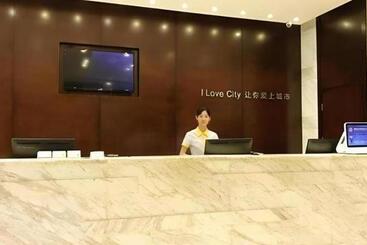 هتل City Comfort Inn Baise City Center Jinhua