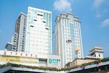 هتل City Comfort Inn Guangzhou Hanxi Changlong Shiqiao Metro Station